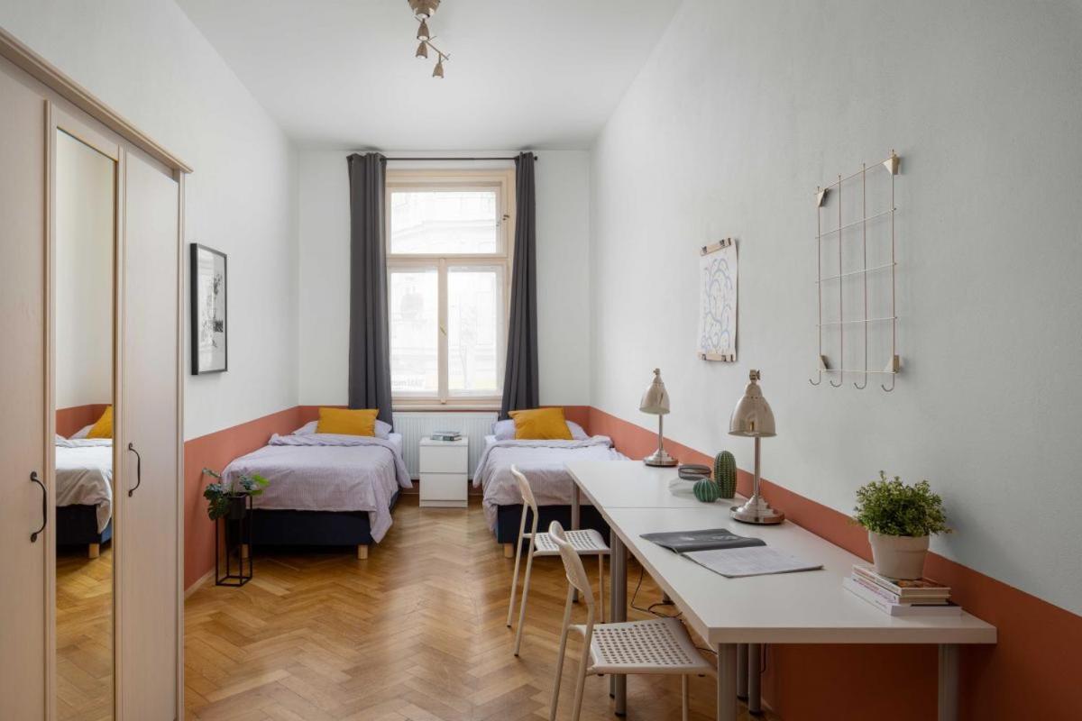 Letna Apartments Πράγα Εξωτερικό φωτογραφία